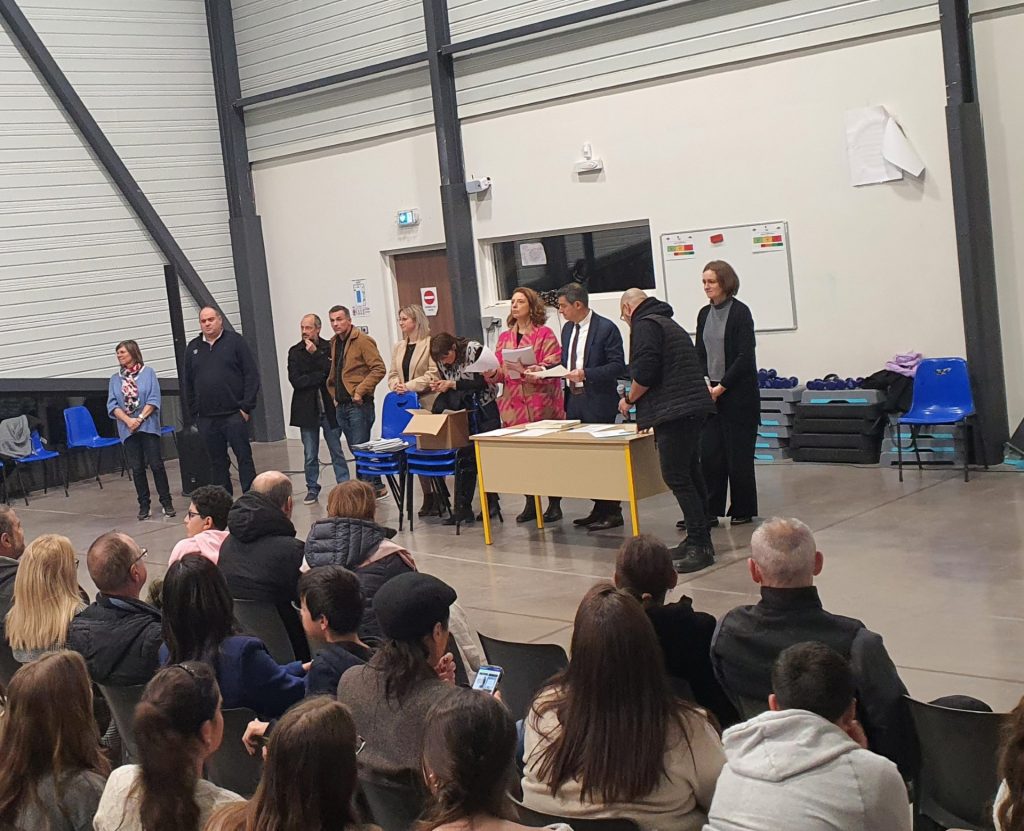 Cérémonie de remise des diplômes au collège Cours Maintenon